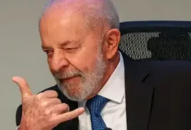 Com ministros, Lula quer debater decisão da Meta e regulação das redes